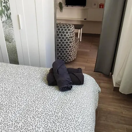 V17 Evalley, Proche Grands Axes Ideal Pro Appartement