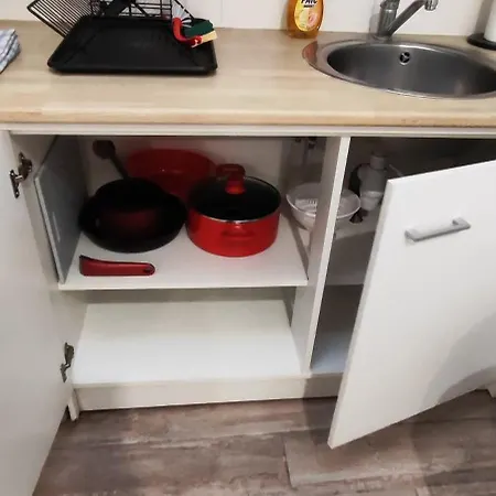 Apartment V17 Evalley, Proche Grands Axes Ideal Pro *