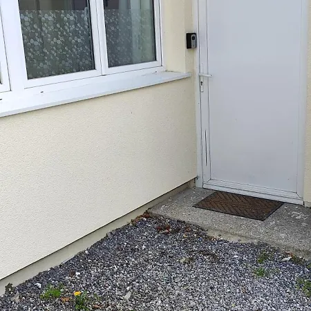 Apartment V17 Evalley, Proche Grands Axes Ideal Pro *