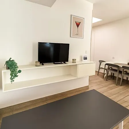 아파트 V17 Evalley, Proche Grands Axes Ideal Pro 껑브헤