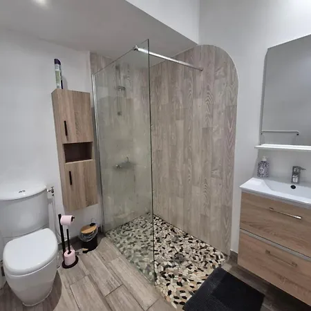 V17 Evalley, Proche Grands Axes Ideal Pro *