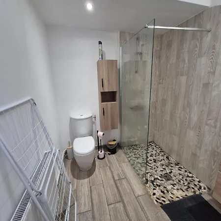 V17 Evalley, Proche Grands Axes Ideal Pro *