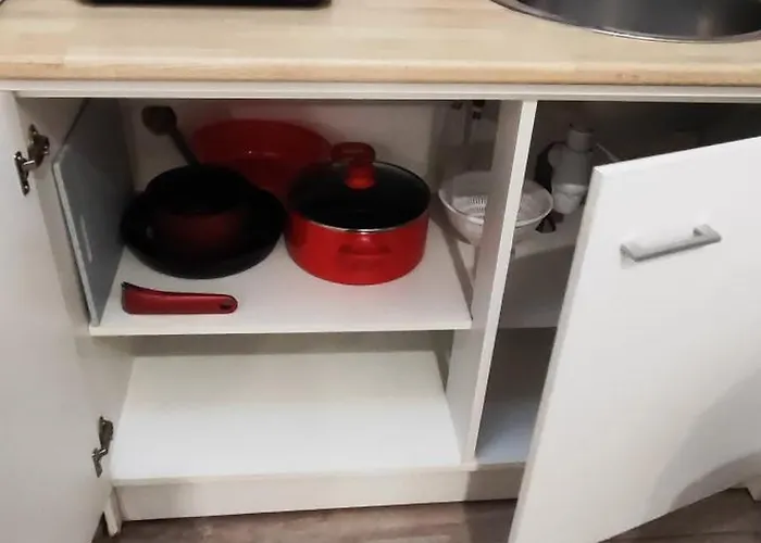 Apartment V17 Evalley, Proche Grands Axes Ideal Pro *