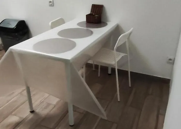 Apartment V17 Evalley, Proche Grands Axes Ideal Pro