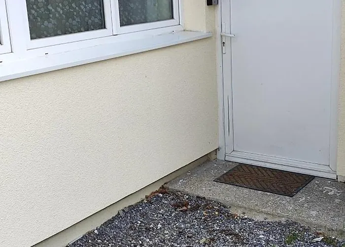 Apartment V17 Evalley, Proche Grands Axes Ideal Pro *